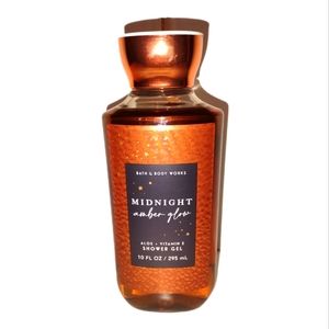 Midnight Amber Glow Shower Gel with Aloe and Vitamin E 10 oz 1ct.